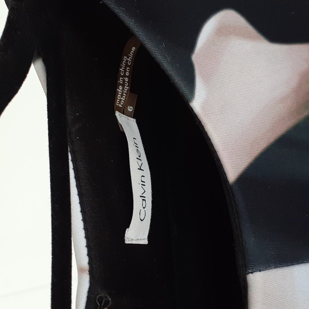 Calvin Klein A-Line Sleeveless screen printed dress - Picture 6 of 7
